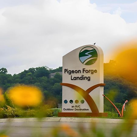 Pigeon Forge Landing Rv Resort Exterior photo